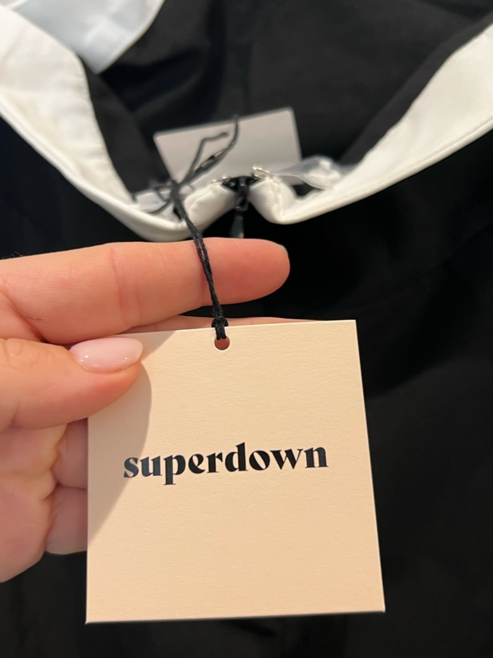 Superdown Black White Halter Jumpsuit Size Large NWT - Picture 4 of 7